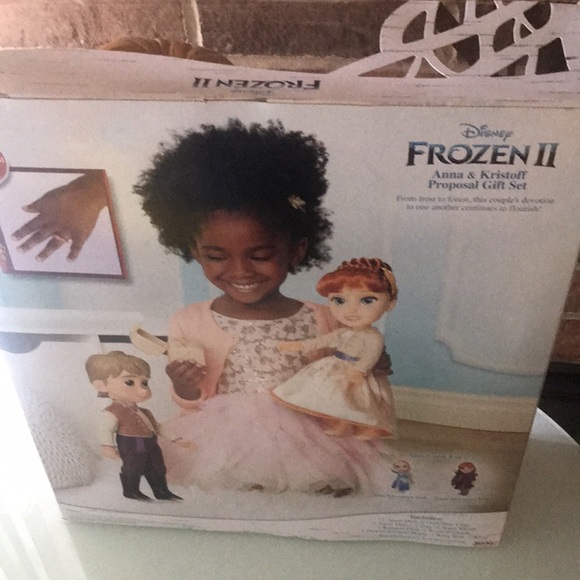 Frozen Doll Set Anna Kristoff 15" Proposal Ring Playset Gift Box Disney Toy New - Picture 4 of 4